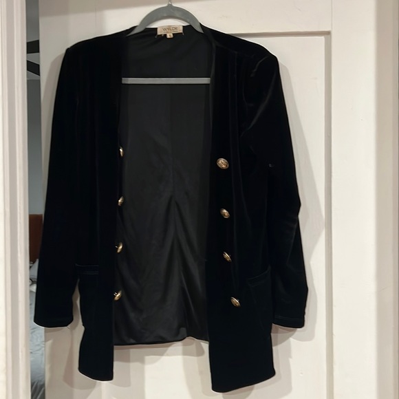 Wyldr Black Velvet Blazer - Picture 1 of 4